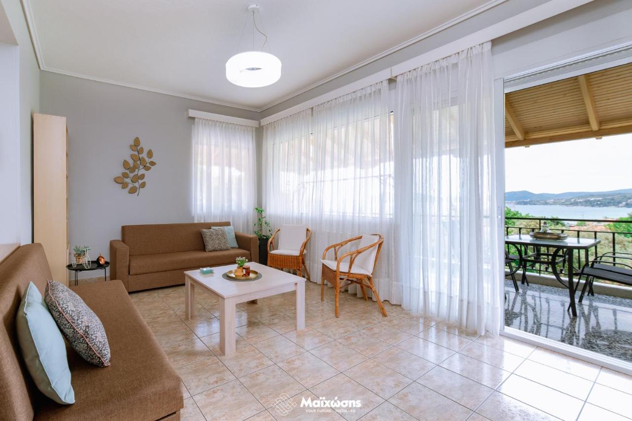 Helianthos Villa - Apartment No1 PalaiónTsiflíkion Dış mekan fotoğraf