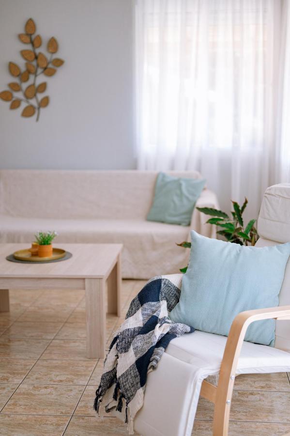Helianthos Villa - Apartment No1 PalaiónTsiflíkion Dış mekan fotoğraf